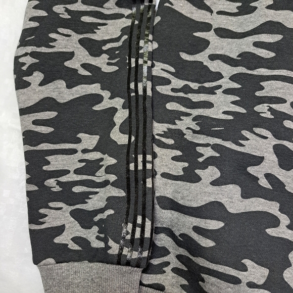 FILA Camo Zip up Hoodie - Picture 5 of 8
